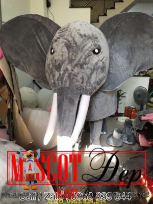 Mascot Voi lớn