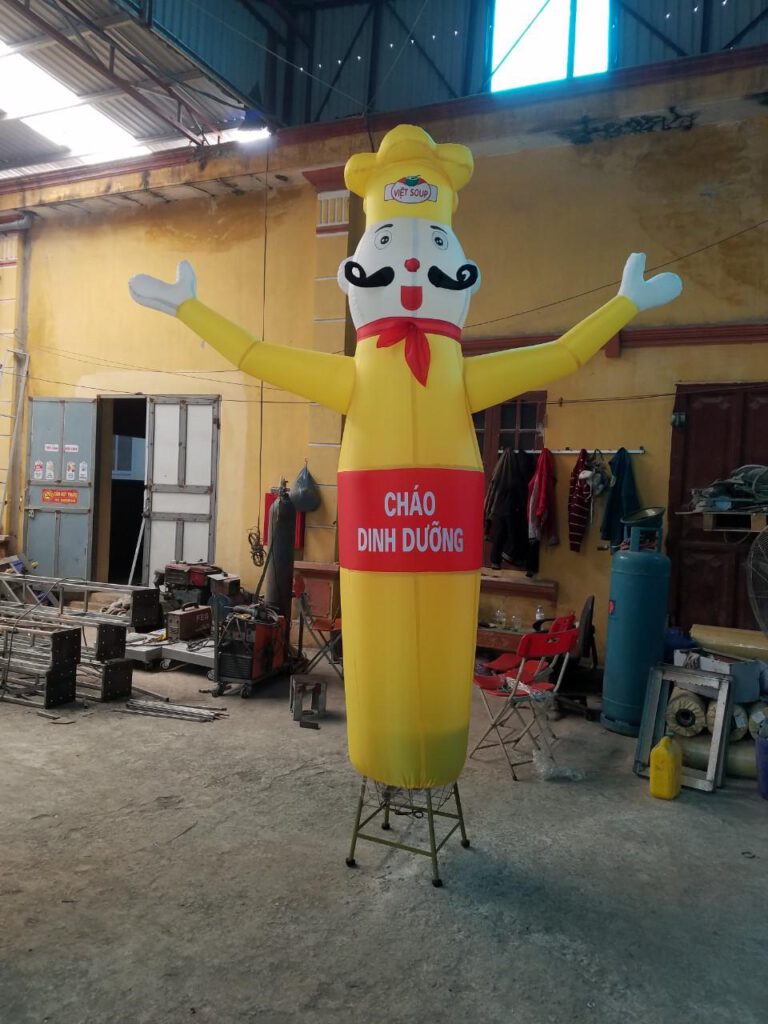 May và cho thuê mascot