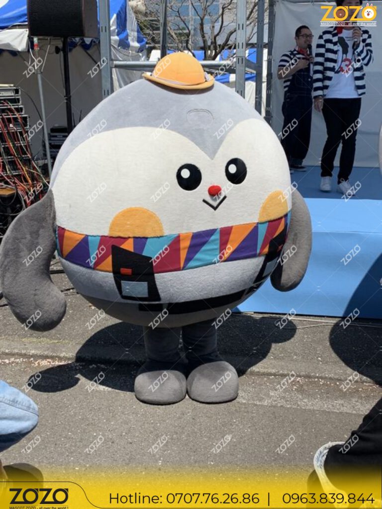May và cho thuê mascot