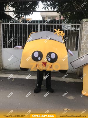 MASCOT XE Ô TÔ MÀU VÀNG