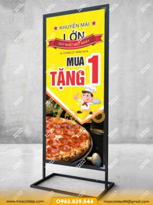 Standee chân sắt cho nhà hàng quán ăn