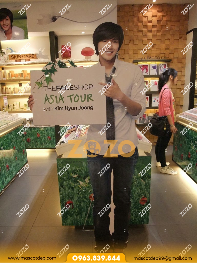 the face shop asia tour 2010 kim hyun joong life size standee