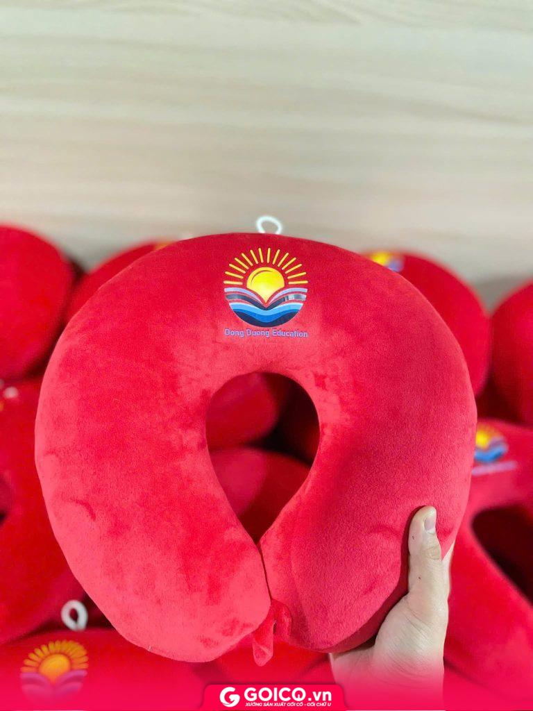 Gối chữ U in logo 5 715501860 1598500368952035 5910104936929350075 n 768x1024 1