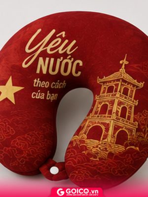 May gối chứ U in họa tiết yêu nước