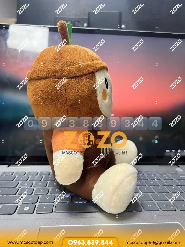 May và cho thuê mascot