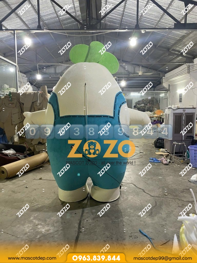 May và cho thuê mascot