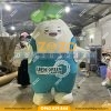 Mascot hơi củ cải UEH mặt trước