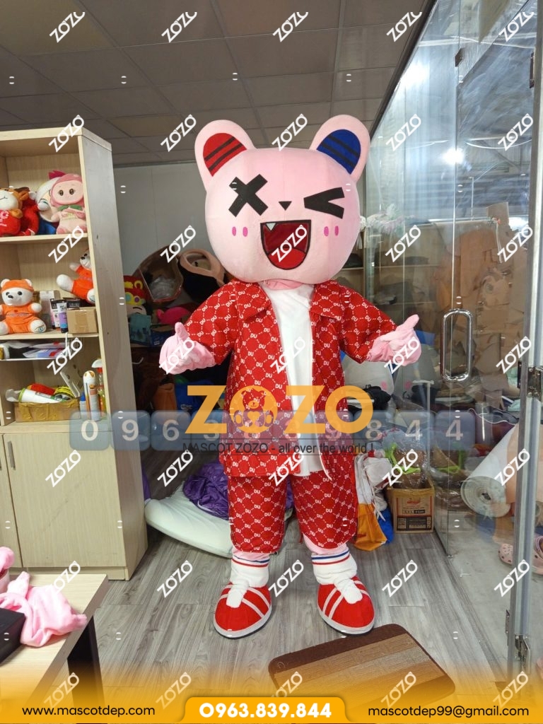 May và cho thuê mascot