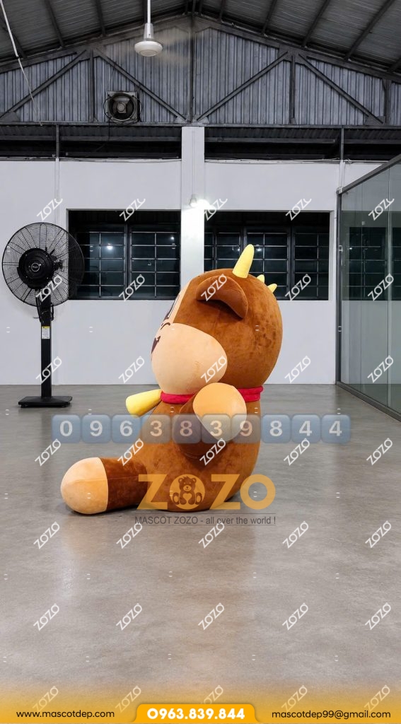 May và cho thuê mascot