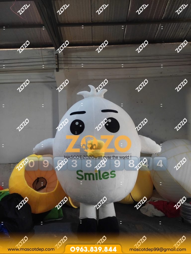 May và cho thuê mascot