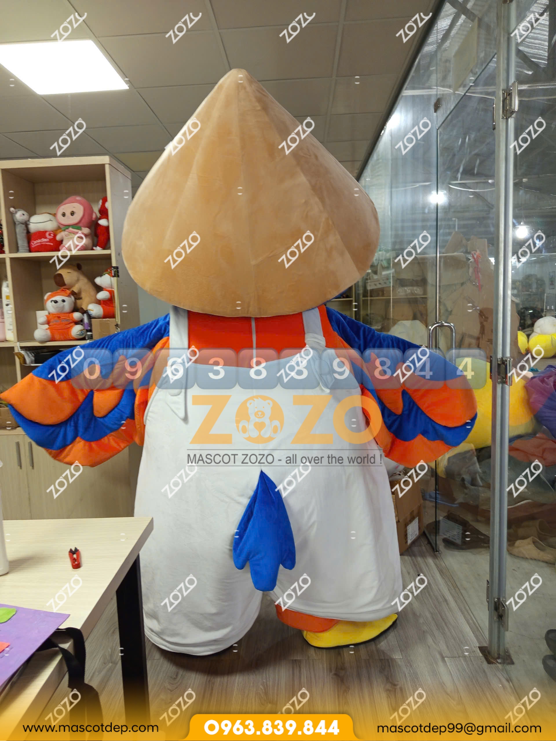 Mascot chim DMC mặt sau 2